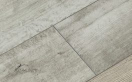 8mm Bantry AC4 Shamrock Range Close-Up-min